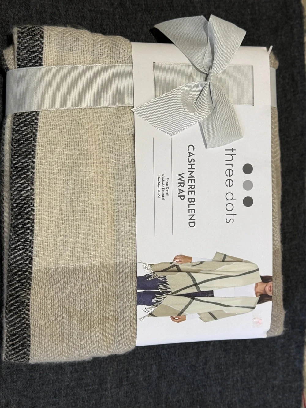 Three Dots light beige